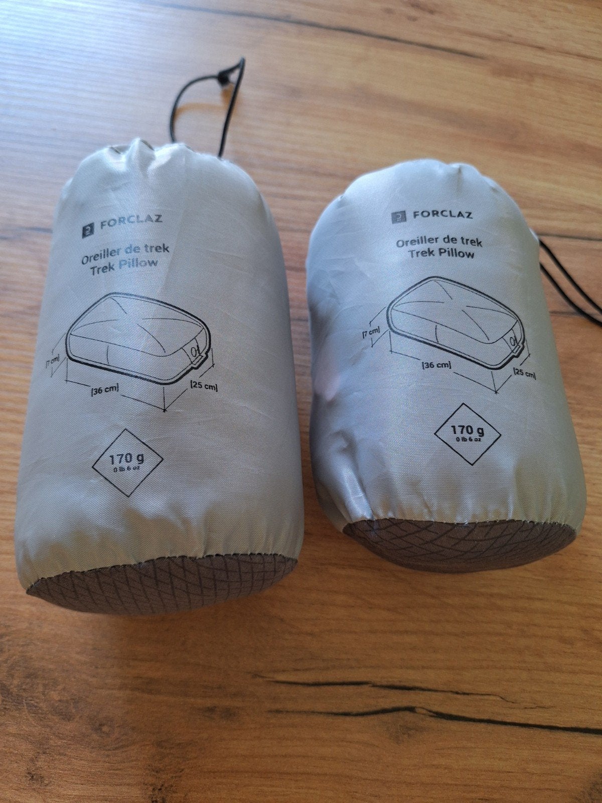 2x Forclaz Trekking Kussen - Nieuw en Ongebruikt, Caravans en Kamperen, Slaapzakken, Ophalen of Verzenden, Nieuw