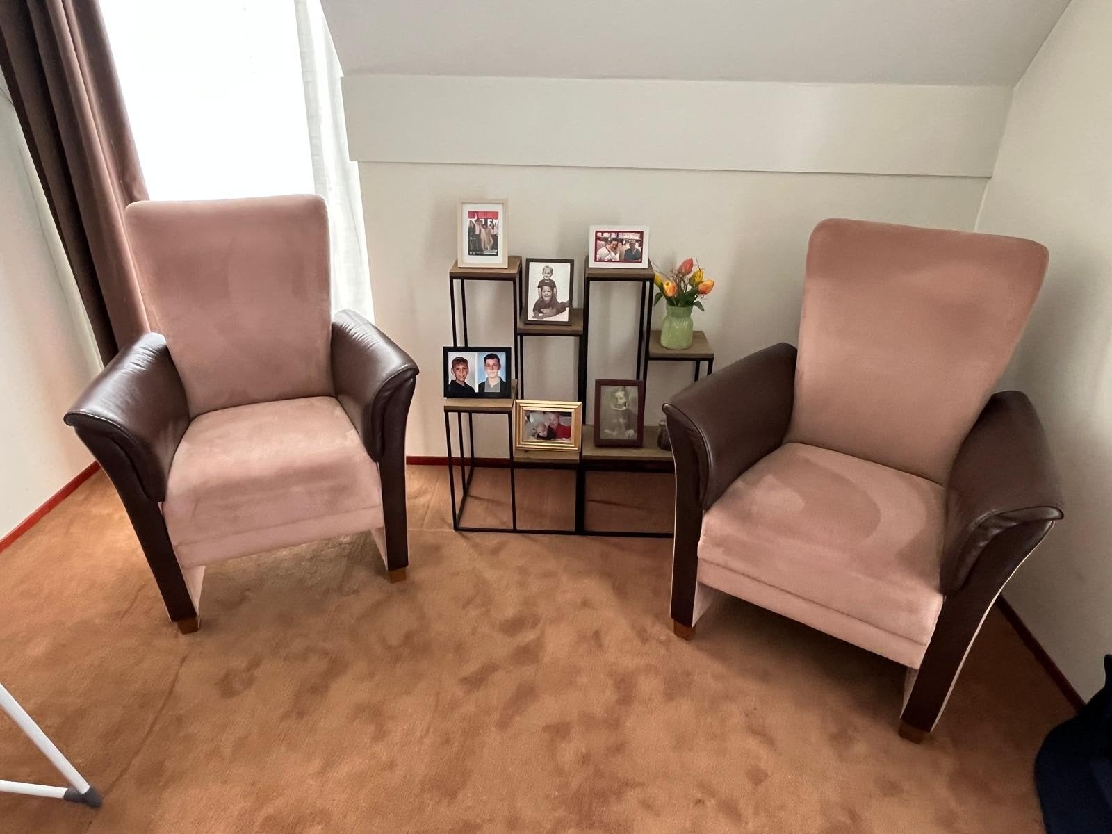 Twee fauteuils van prominent, Ophalen, Zo goed als nieuw, Minder dan 75 cm, 50 tot 75 cm