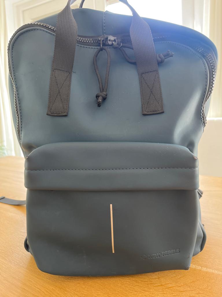 New Rebels Mart Chicago Blauwe Rugtas 17L Laptop 13", Gebruikt, 25 tot 40 cm, Ophalen of Verzenden, Waterdicht