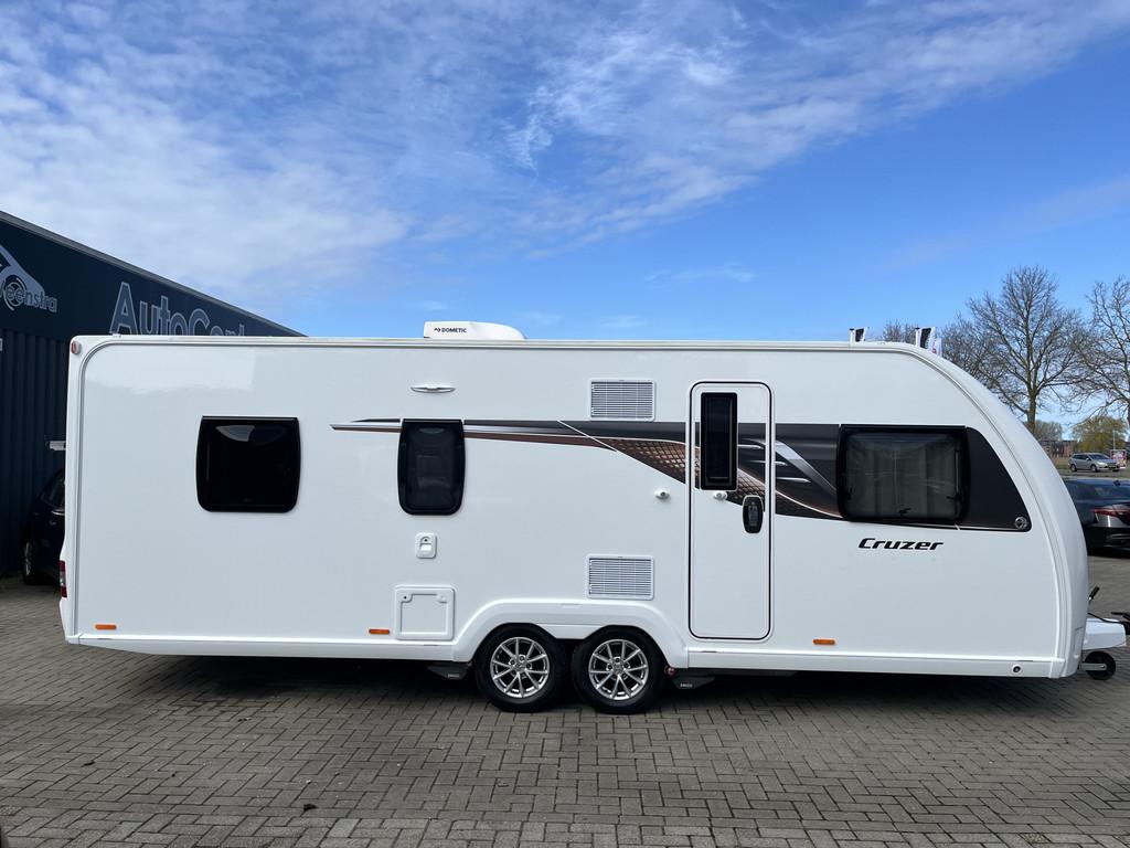 Swift group limited SPRITE Sprite Cruzer 635 SR Queensbed /, Auto's, Overige merken, Overige brandstoffen, Origineel Nederlands