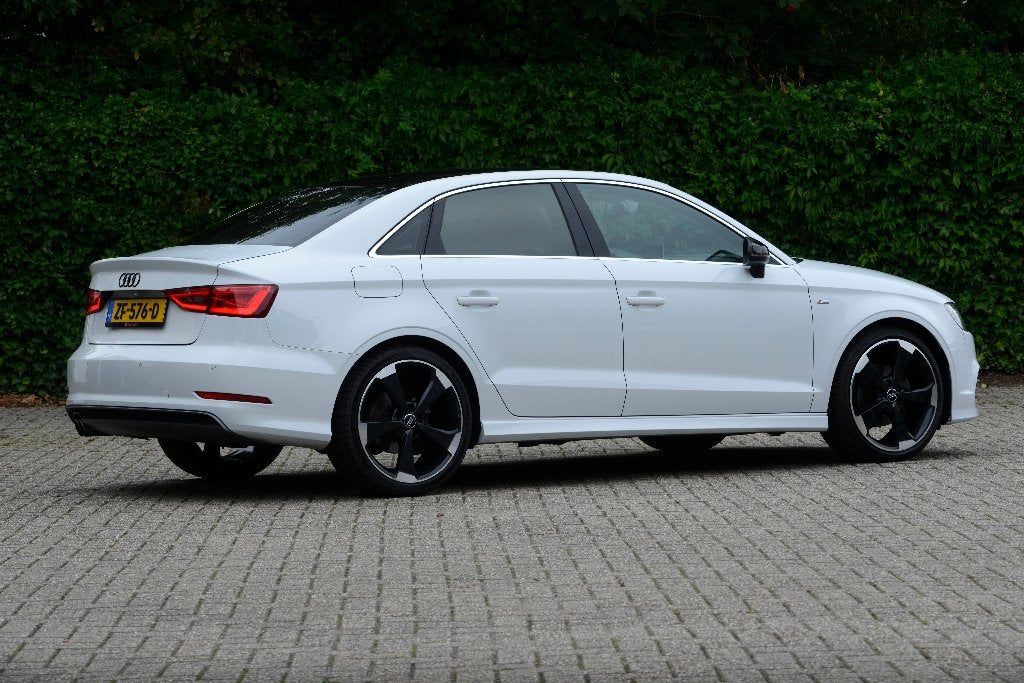 Audi A3 1.4 Tfsi COD Sedan 2014 Wit, Auto's, Huisgarantie, 4 cilinders, Met garantie (alle), Sedan