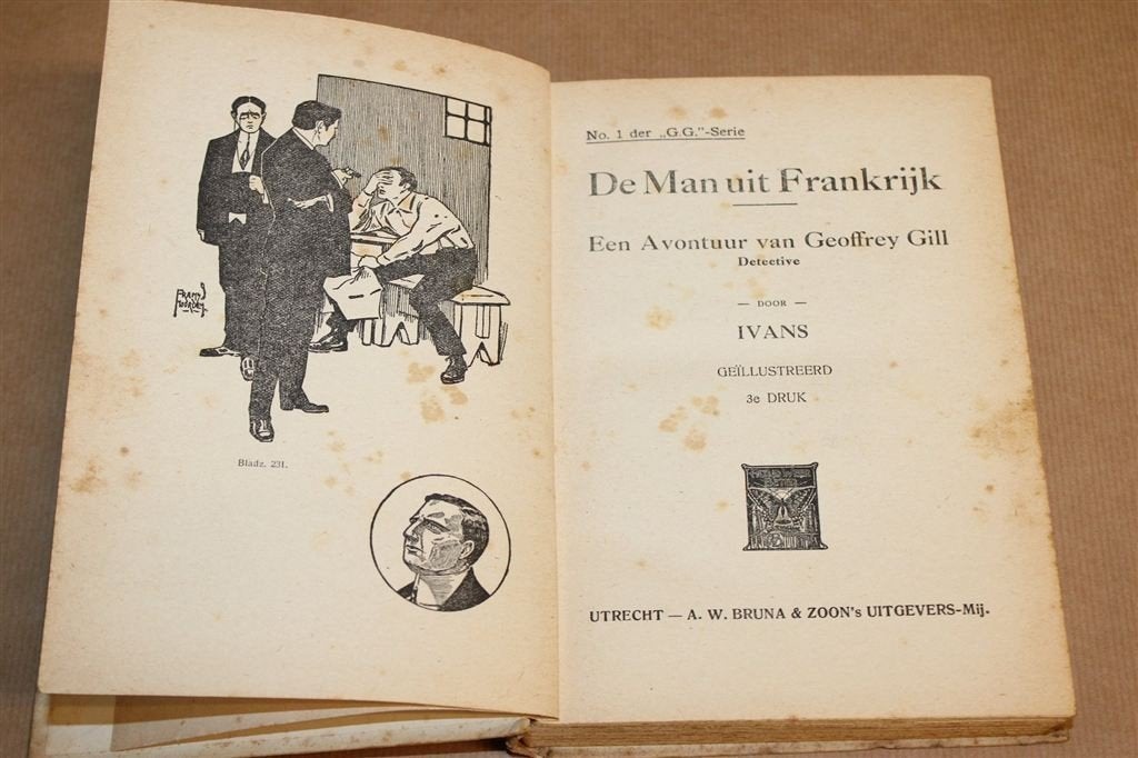 De Man uit Frankrijk — Ivans, Detective Antiek 1918, Boeken, Verzenden, Gelezen
