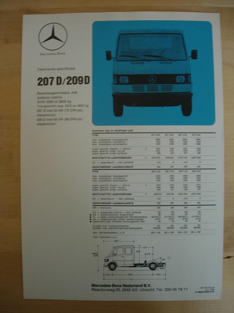 Mercedes 207 209 Specificatie Folder 1984 207D 209D, Zo goed als nieuw, Mercedes-Benz, Mercedes, Ophalen of Verzenden