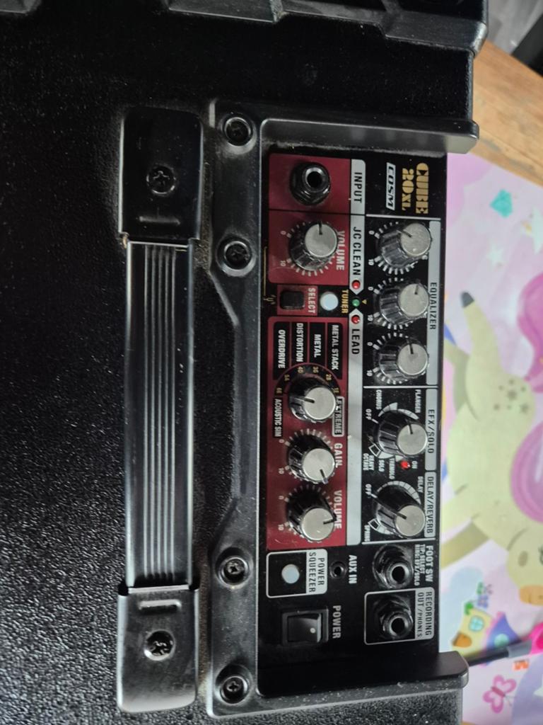 Roland Cube 20XL gitaarversterker - Zo goed als nieuw, Ophalen