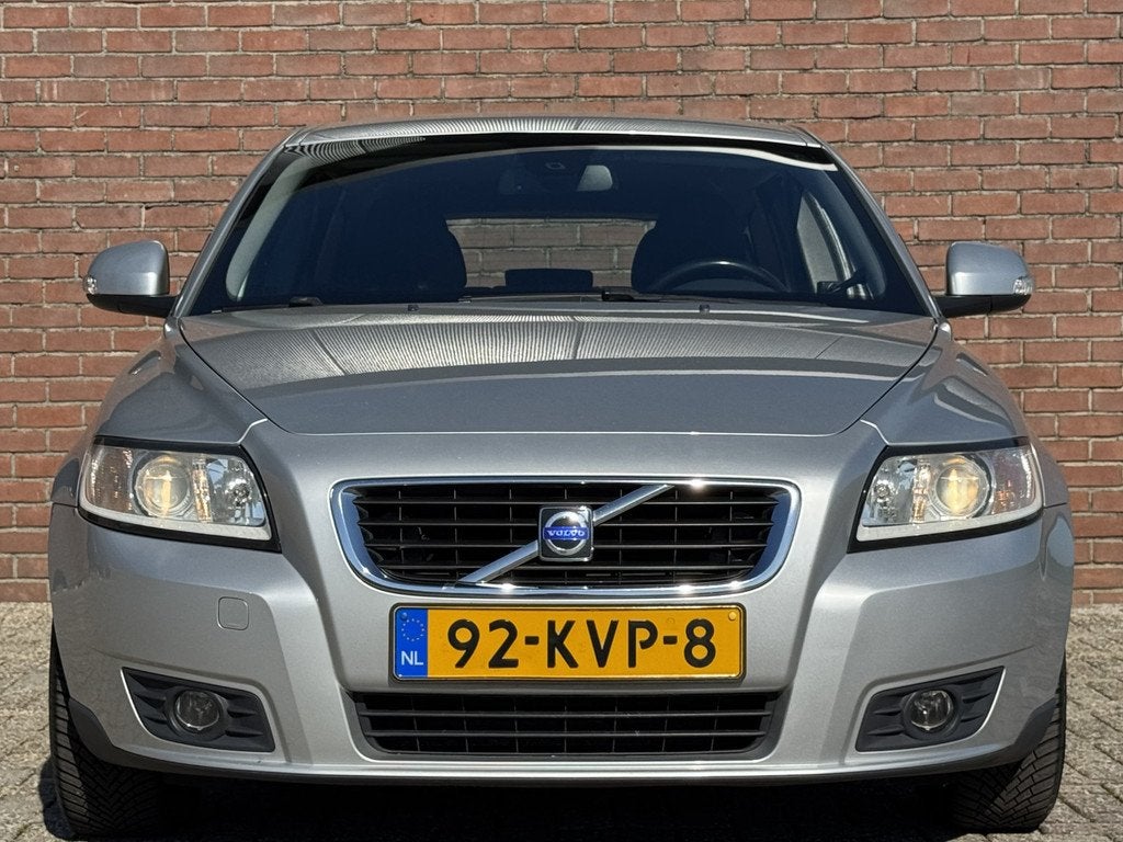 Volvo V50 1.8 SPORT | NL-AUTO! | CRUISE! | CLIMA! (bj 2010), Voorwielaandrijving, Gebruikt, Zwart, 4 cilinders
