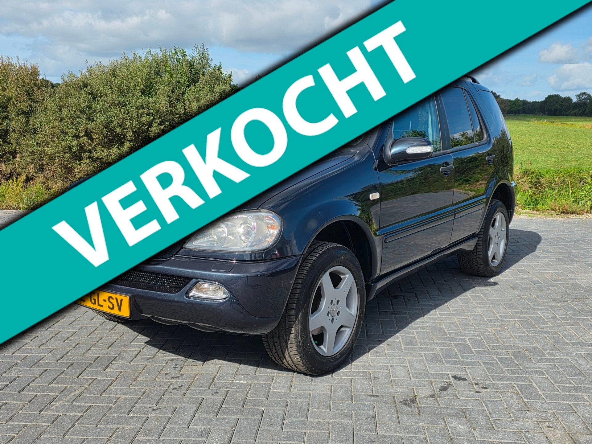 Mercedes-Benz M-klasse 320 YOUNGTIMER 225.000km NAP!, Auto's, Gebruikt, 138 €/maand, 2020 kg, Zwart