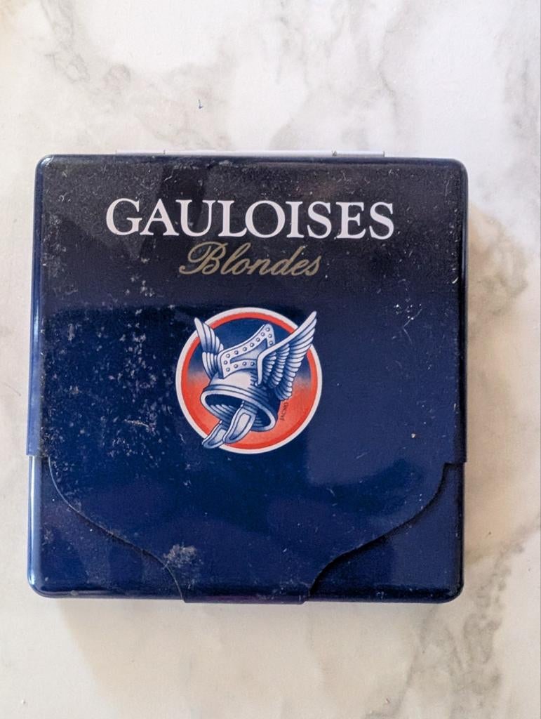 Gauloises Blondes sigarettenhouder - Zeer nette staat, Verzamelen, Ophalen of Verzenden, Zo goed als nieuw, Overige typen