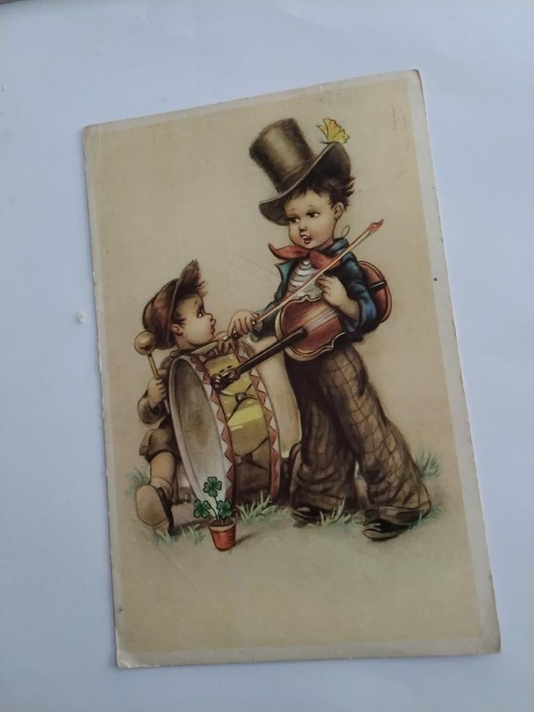 JONGENS  MAKEN  MUZIEK MET VIOOL EN TROMMEL, Ophalen of Verzenden, Voor 1920