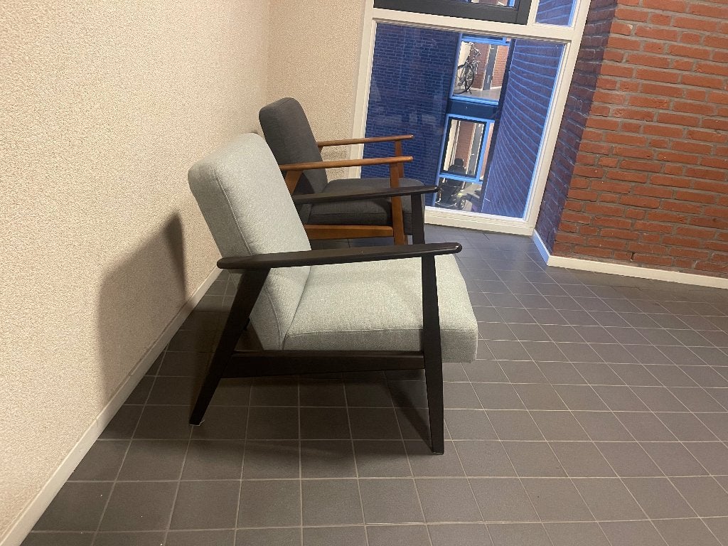 2 ikea EKENÄSET fauteuils, Huis en Inrichting, Ophalen, Hout, 75 tot 100 cm, Zo goed als nieuw