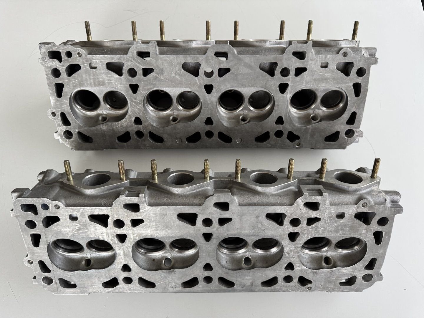 928.104.348.3R  cilinderkop 928S2 4,7 V8 nos, Gebruikt, -, -, Ophalen of Verzenden