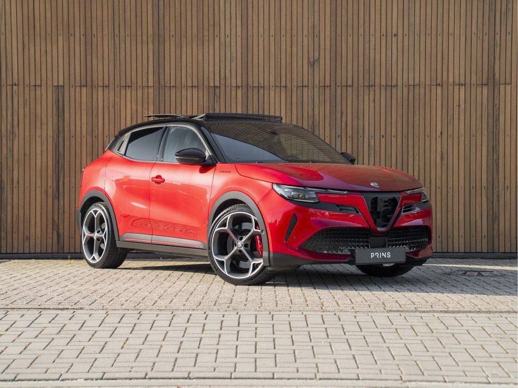 Alfa Romeo Junior Elettrica Veloce 54 kWh | Techno Pack | Sp, Auto's, Alfa Romeo, Zwart, 1535 kg, Alcantara, SUV of Terreinwagen