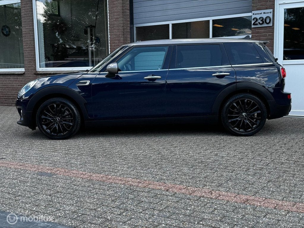 Mini Clubman 1.5 Cooper AUT ECC-AIRCO/NAVI/CRUISE/TREKHAAK, Auto's, 136 pk, Gebruikt, Blauw, Origineel Nederlands