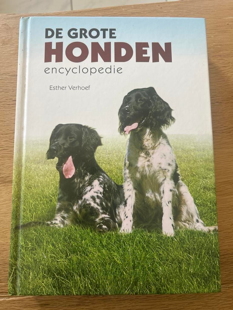 De Grote Hondenencyclopedie - Esther Verhoef, Ophalen of Verzenden, Zo goed als nieuw, Honden