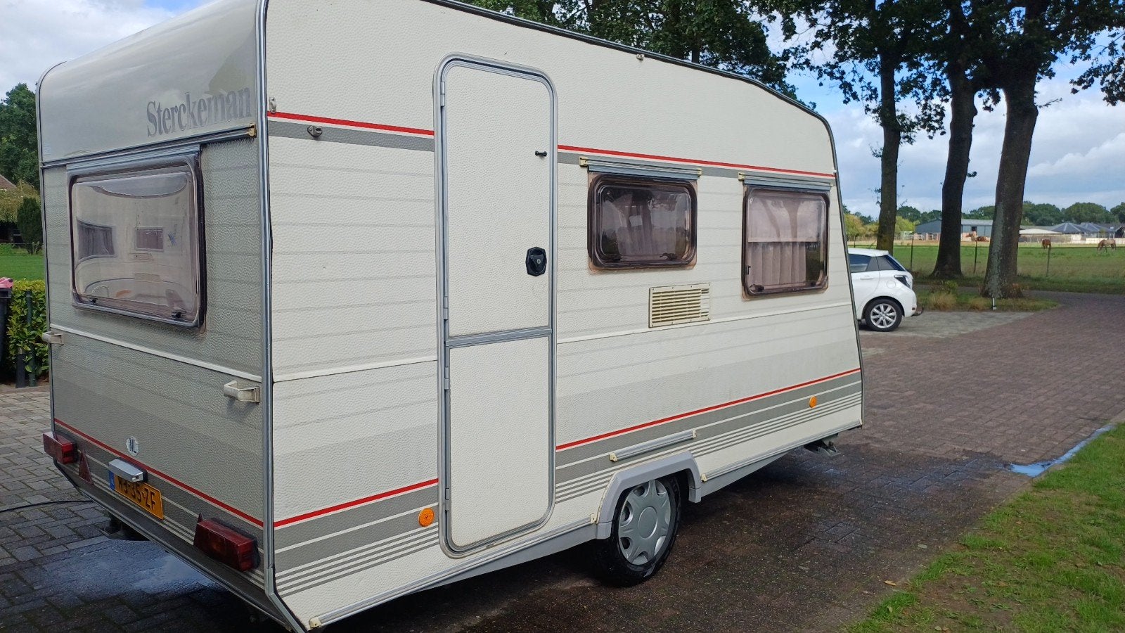 sterckeman 3700 met klein beetje werk, Caravans en Kamperen, Sterckeman, Treinzit, Dwarsbed, Particulier