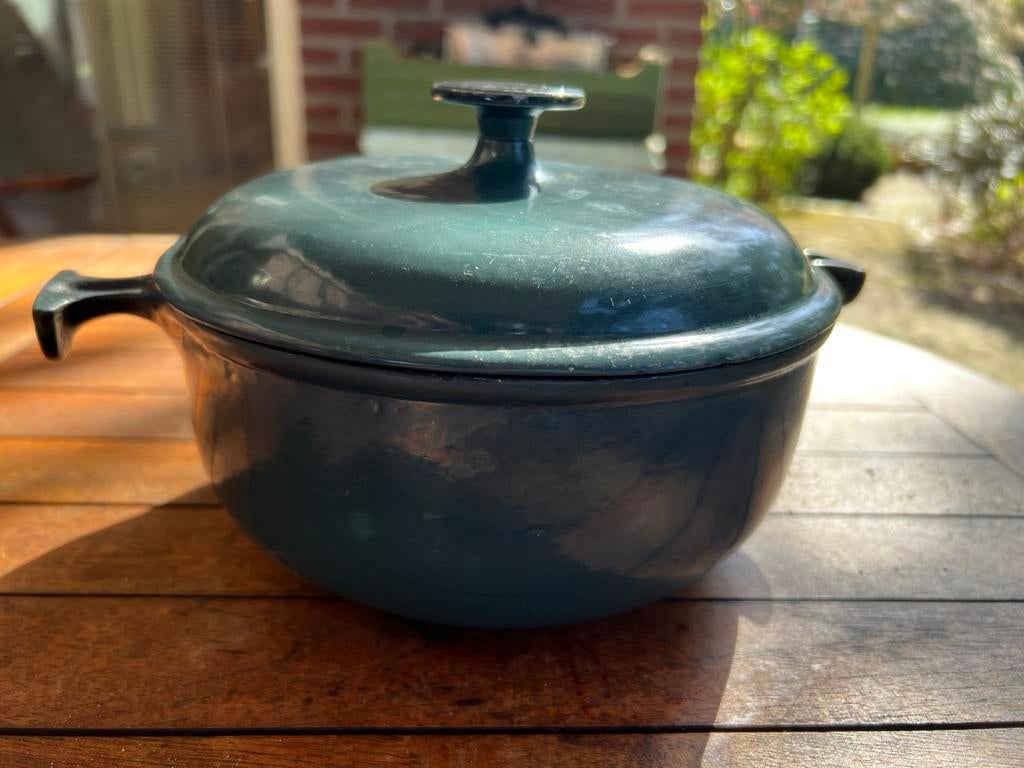 t.k.Le Creuset Enzo Mari braadpan gietijzer 20cm INDUCTIE, Ophalen, Gebruikt, Gietijzer, Koekenpan of Braadpan