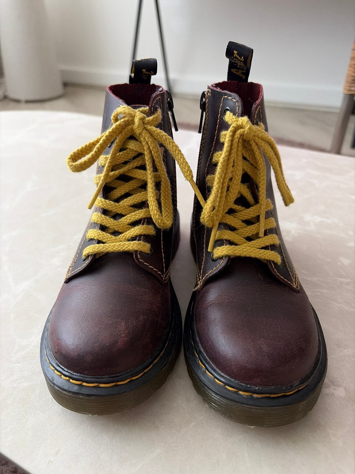Bijna nieuwe Dr. Martens laarzen, bruin leer, maat 29, Ophalen of Verzenden, Zo goed als nieuw, Jongen of Meisje, Laarzen