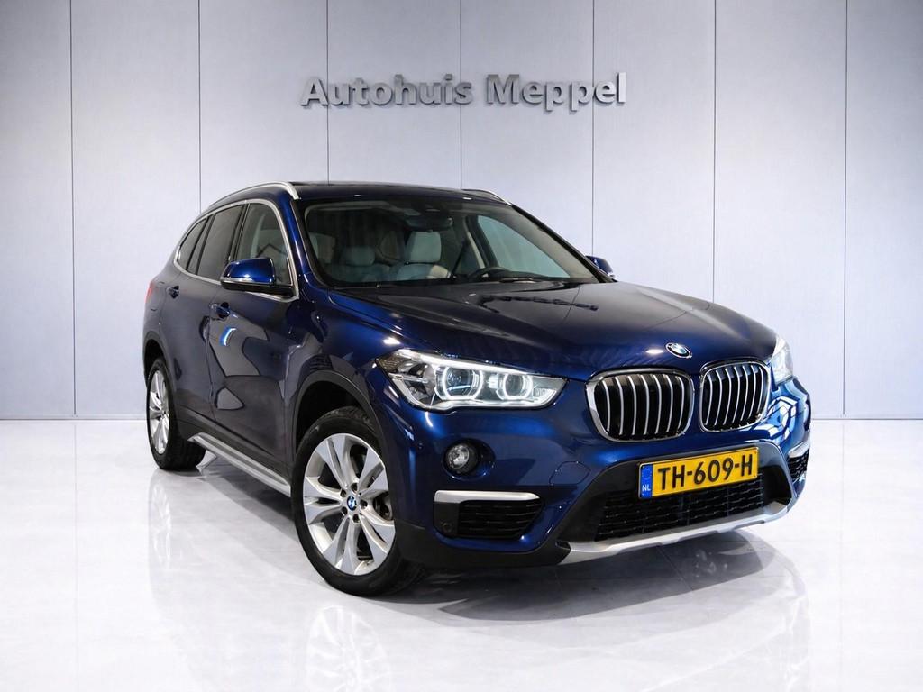 BMW X1 sDrive20i *Gereserveerd*-Up*LED*PDC*NaviPlus*SportSto, 1998 cc, Euro 6, Blauw, SUV of Terreinwagen