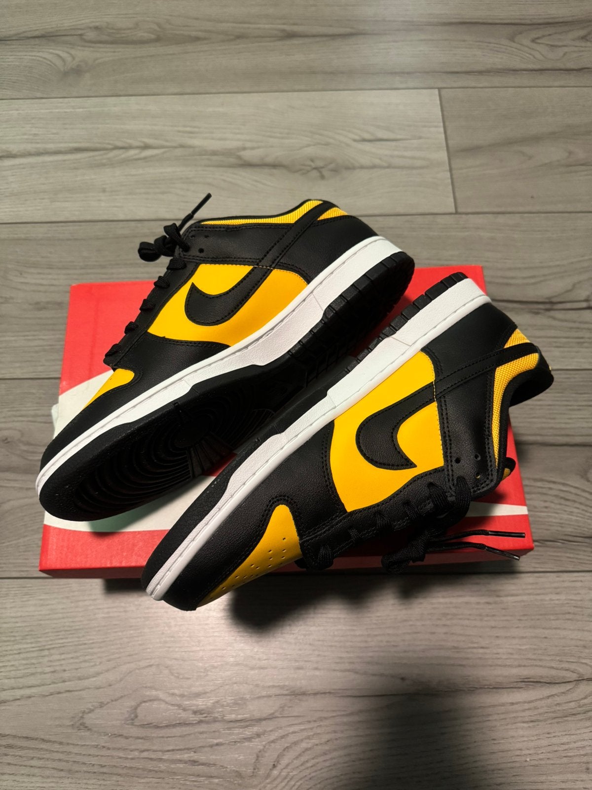 Nike Dunk Low Black/Gold White, Ophalen of Verzenden, Nieuw, Zwart