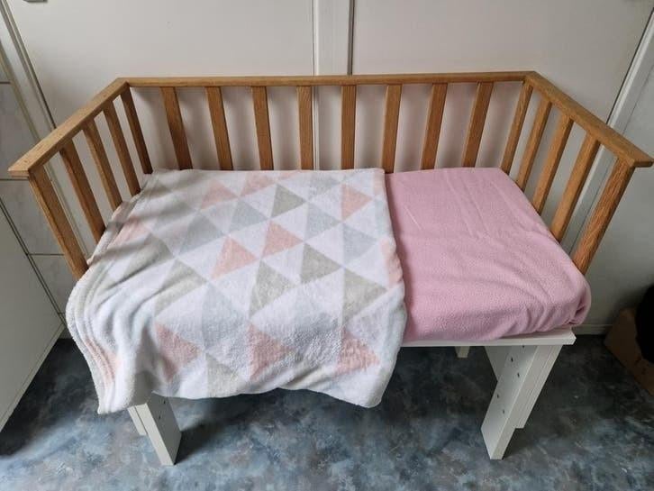 Co-sleeper handgemaakt door timmerman, Ophalen, Zo goed als nieuw, Minder dan 140 cm, Matras