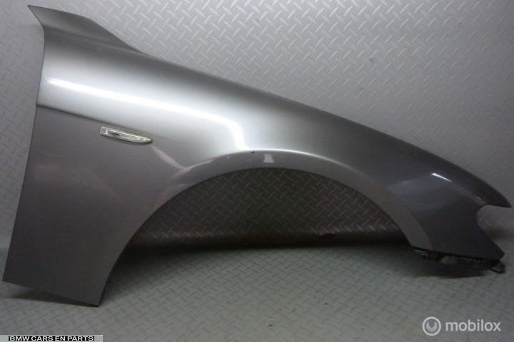 Spatbord rechts BMW 7-serie E65 e66 sterling grau pre facel, Gebruikt, Ophalen of Verzenden, BMW, BMW