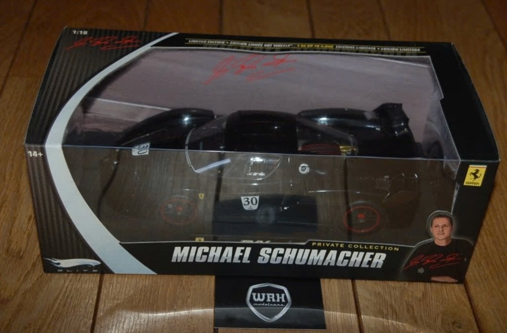 1:18 Ferrari FXX #30 Michael Schumacher Hotwheels elite WRH, Ophalen of Verzenden, Zo goed als nieuw, Auto, Hot Wheels