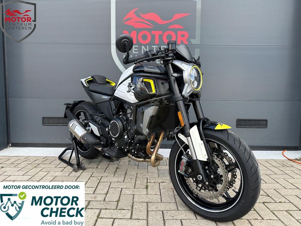 CFMOTO 700CL-X SPORT 12mnd garantie