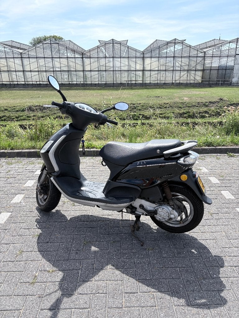 Piaggio Fly 4T, Fietsen en Brommers, Scooters | Piaggio, Ophalen, Gebruikt, Maximaal 45 km/u, Fly