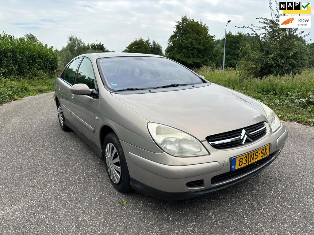 Citroen C5 2.0-16V Différence 2 Benzine Airco 5 Deurs, Auto's, Voorwielaandrijving, 136 pk, 4 cilinders, Beige