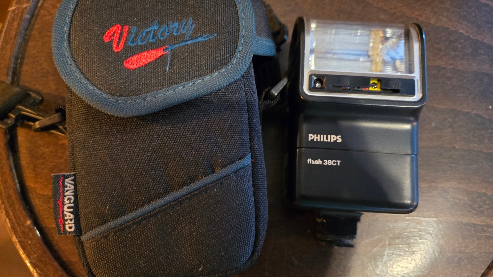 Philips Flash 38CT - Externe flitser voor analoge fotografie, Ophalen, Philips, Gebruikt, Voor analoge fotografie