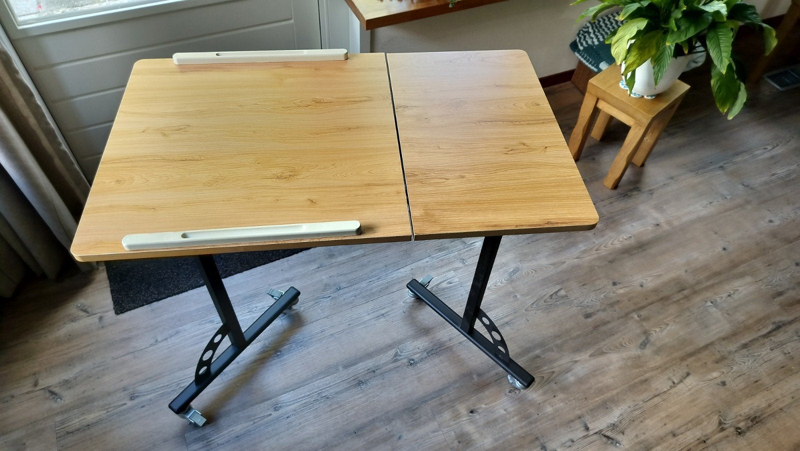 Verstelbare Laptop/Puzzeltafel - Ideaal voor Lezen, Gebruikt, Modern, functioneel, Ophalen of Verzenden, 75 cm of meer