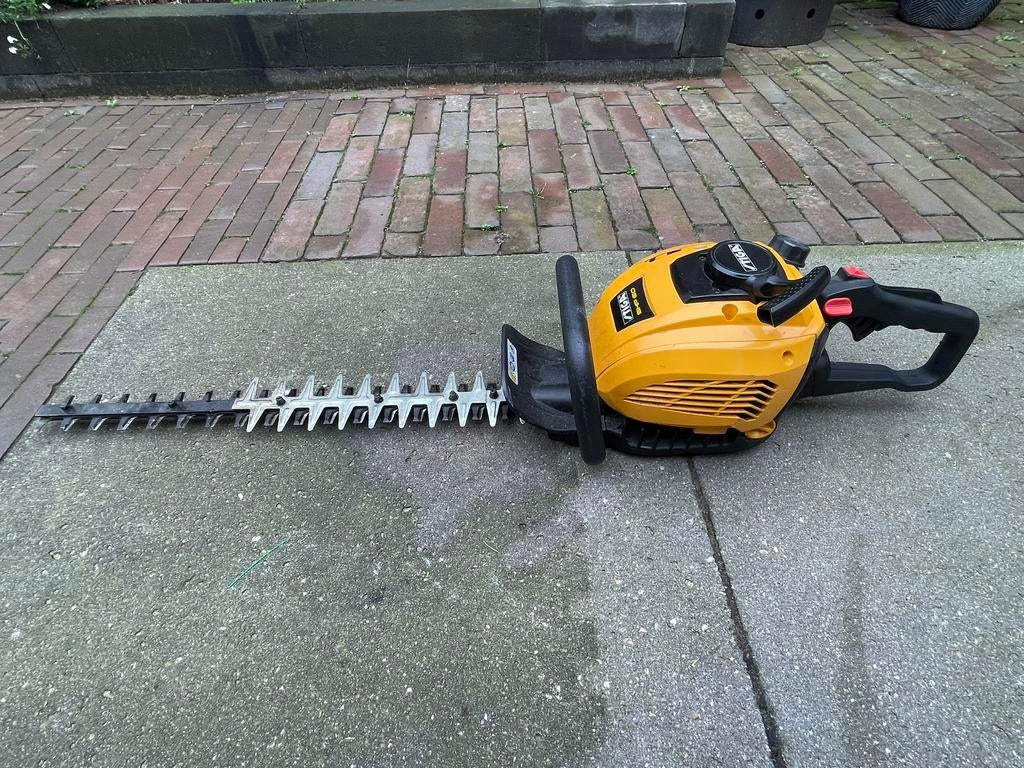 Stiga shp60 benzine heggeschaar, Ophalen, Zo goed als nieuw, Benzine