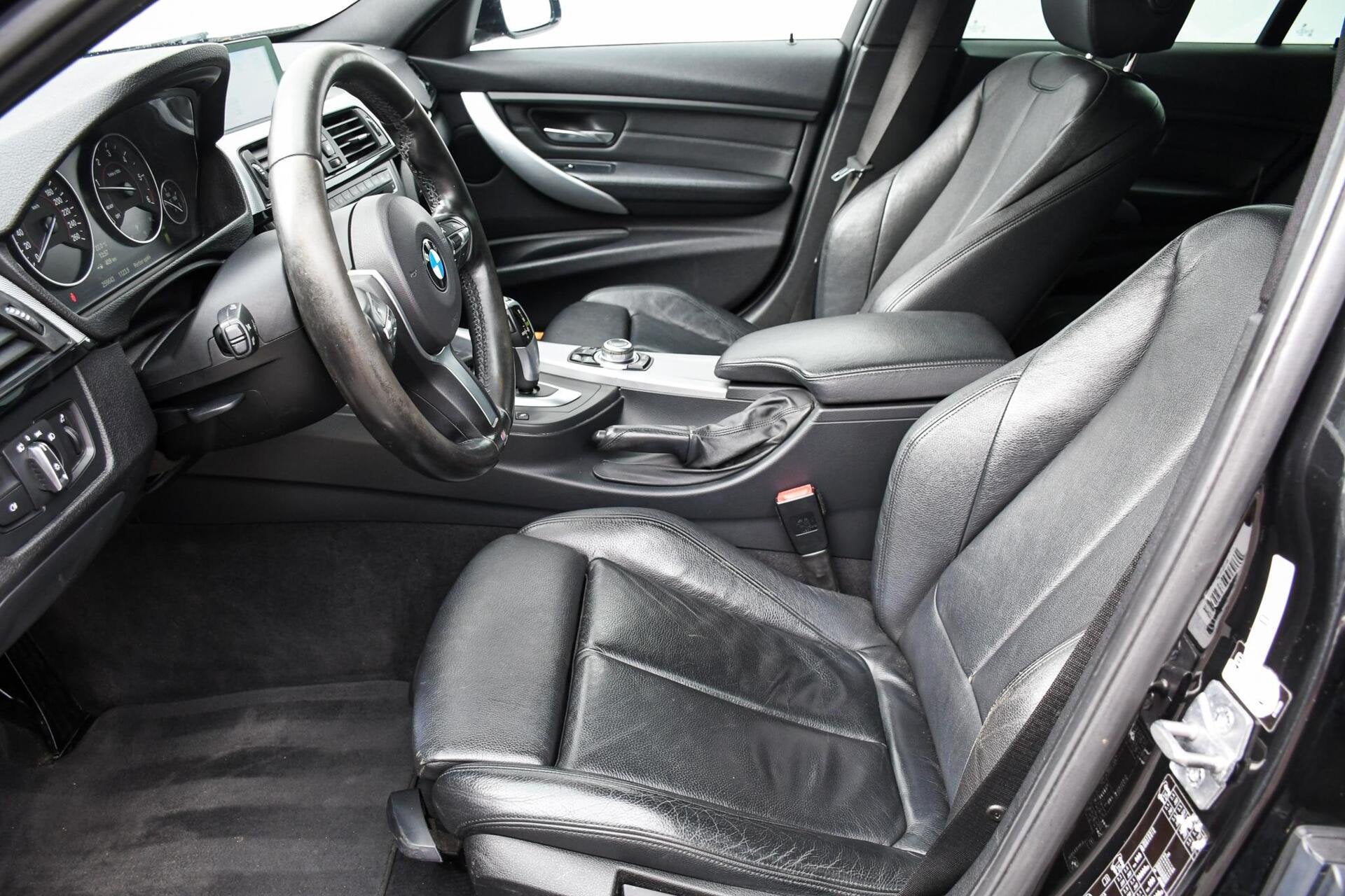 BMW 3-serie Touring 320d M-Pakket Stoelverwarming Leer 184PK, Auto's, BMW, Achterwielaandrijving, Zwart, 4 cilinders, Zwart