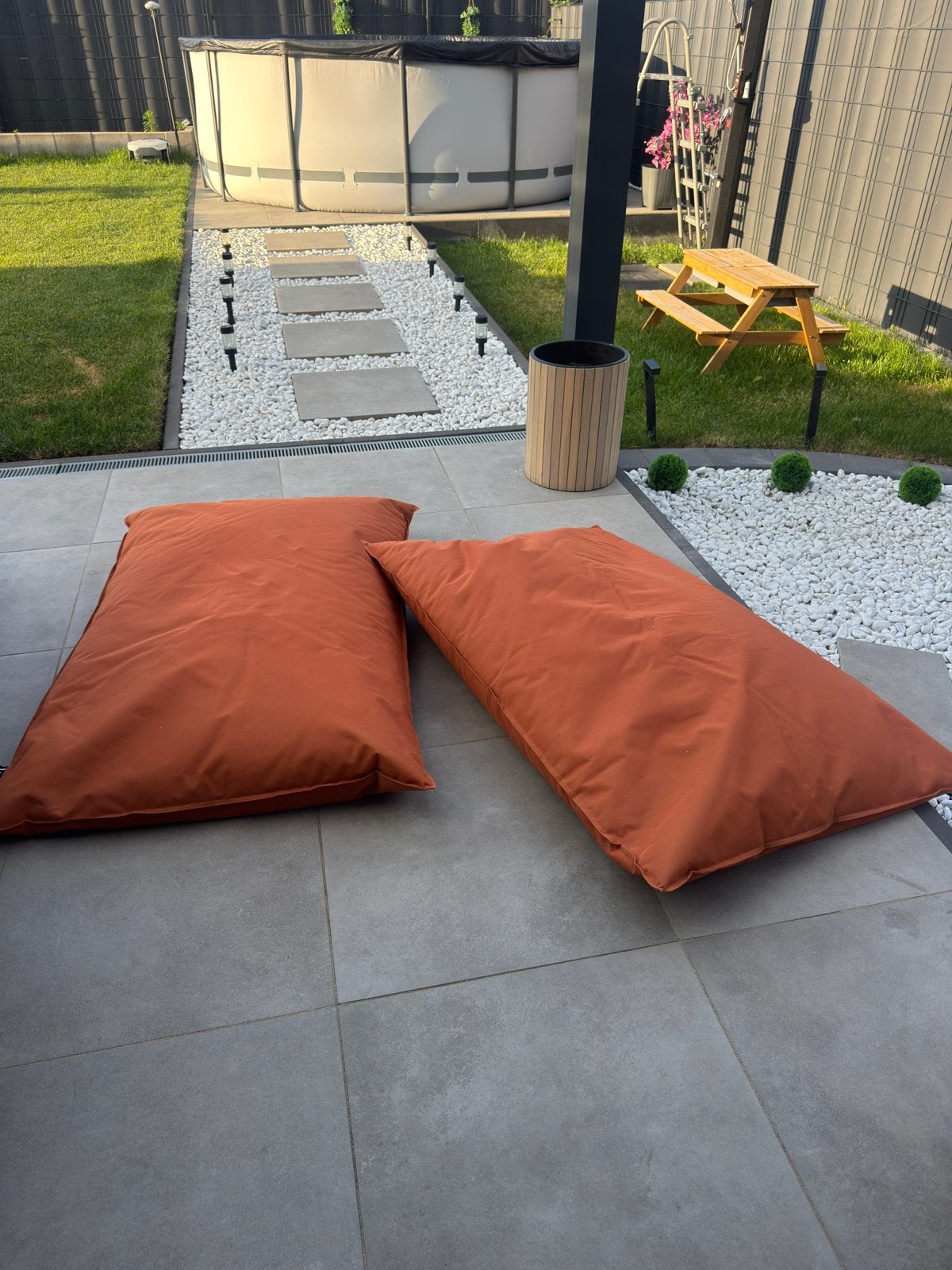 2 Outdoor zitzakken LEBEL, Huis en Inrichting, Zitzakken, Ophalen, Zo goed als nieuw