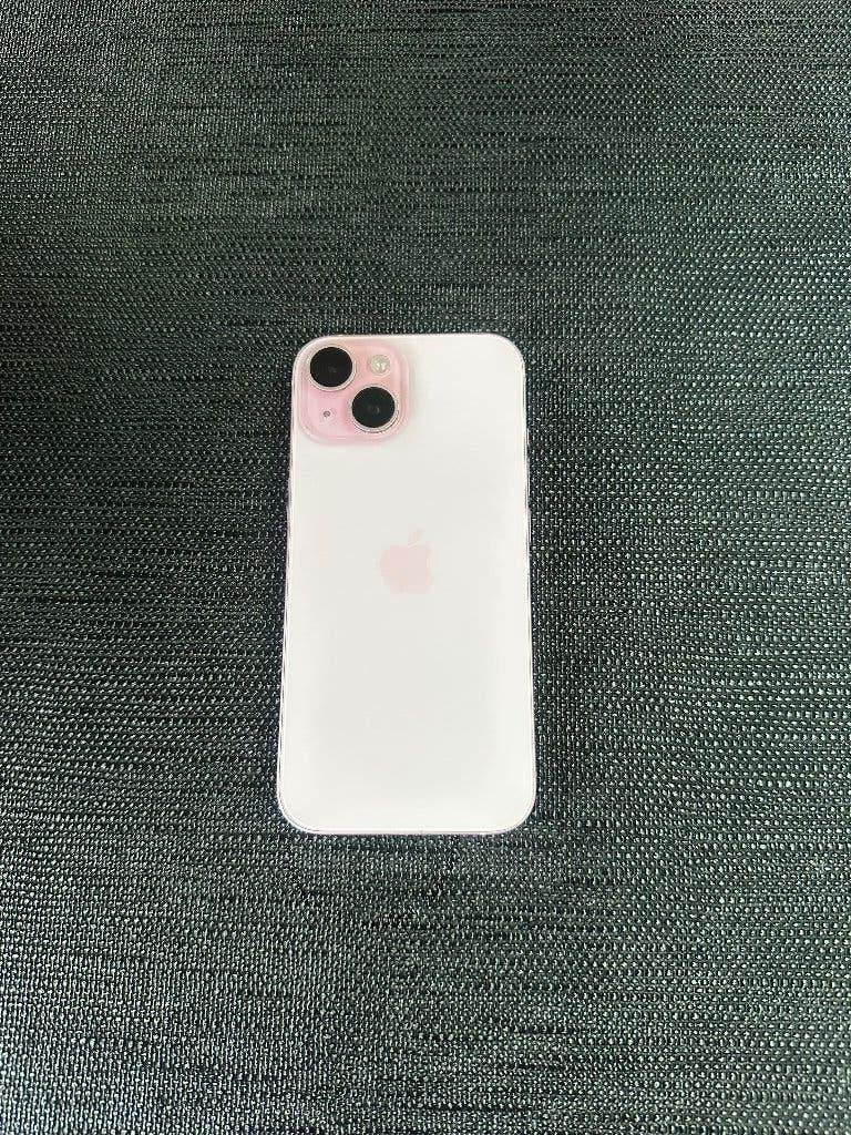 I phone 15 roze, Telecommunicatie, Mobiele telefoons | Apple iPhone, 128 GB, IPhone 15, 77 %, Ophalen of Verzenden
