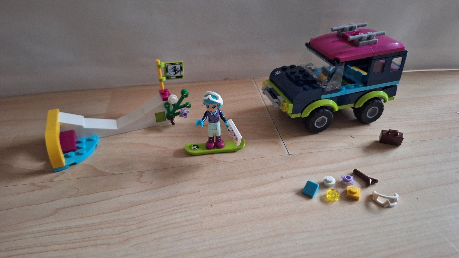 LEGO Friends Snow Resort Off-Roader (41321), Ophalen of Verzenden, Zo goed als nieuw