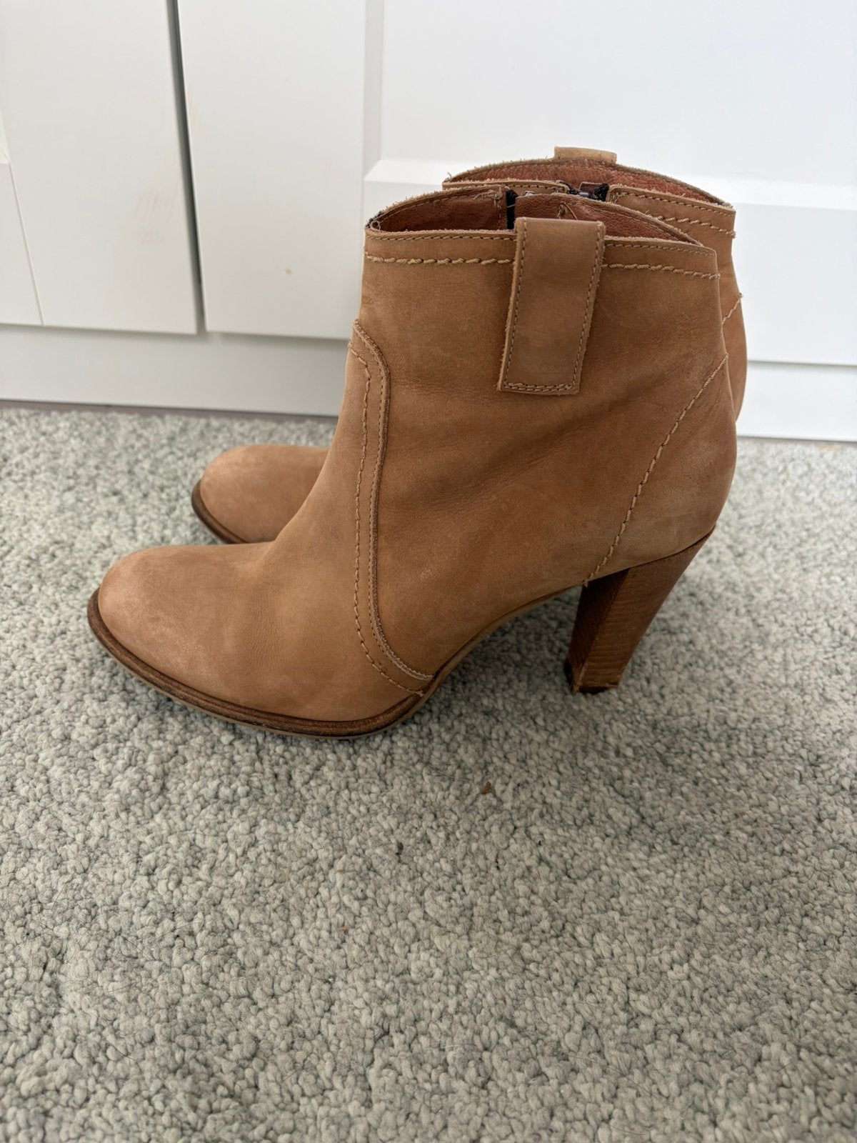 Dr adams enkellaarsjes, Beige, Lage of Enkellaarzen, Ophalen of Verzenden, Gedragen