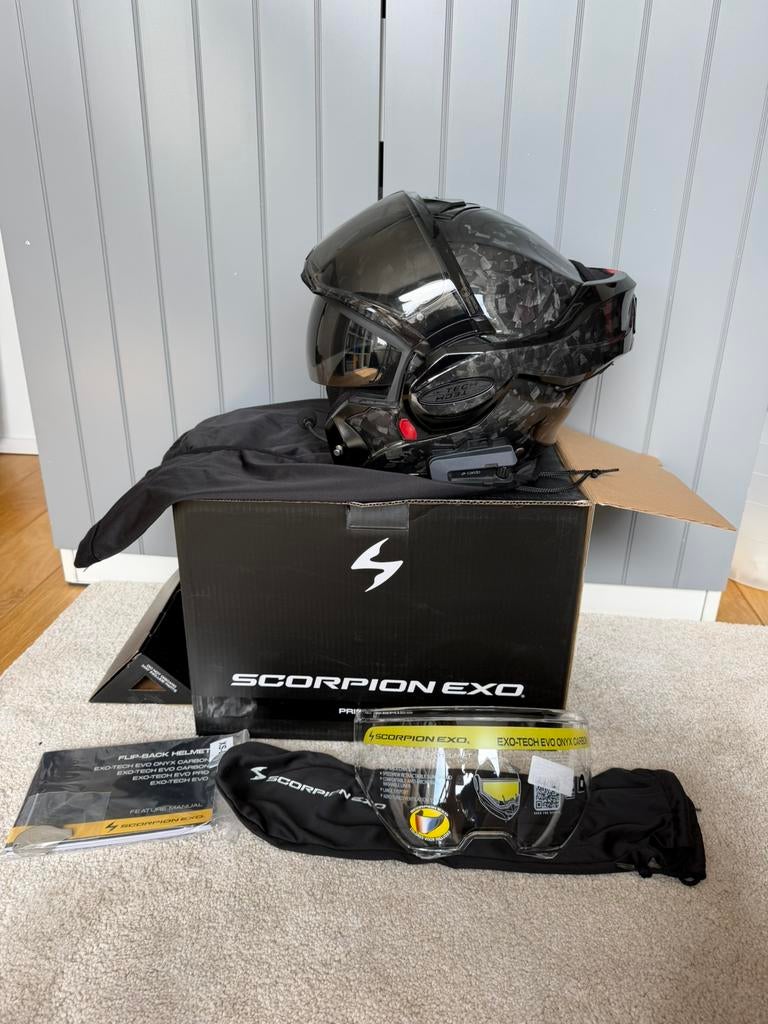 Scorpion EXO-Tech Evo Onyx Carbon maat M + Cardo Edge, Overige merken, M, Systeemhelm, Dames