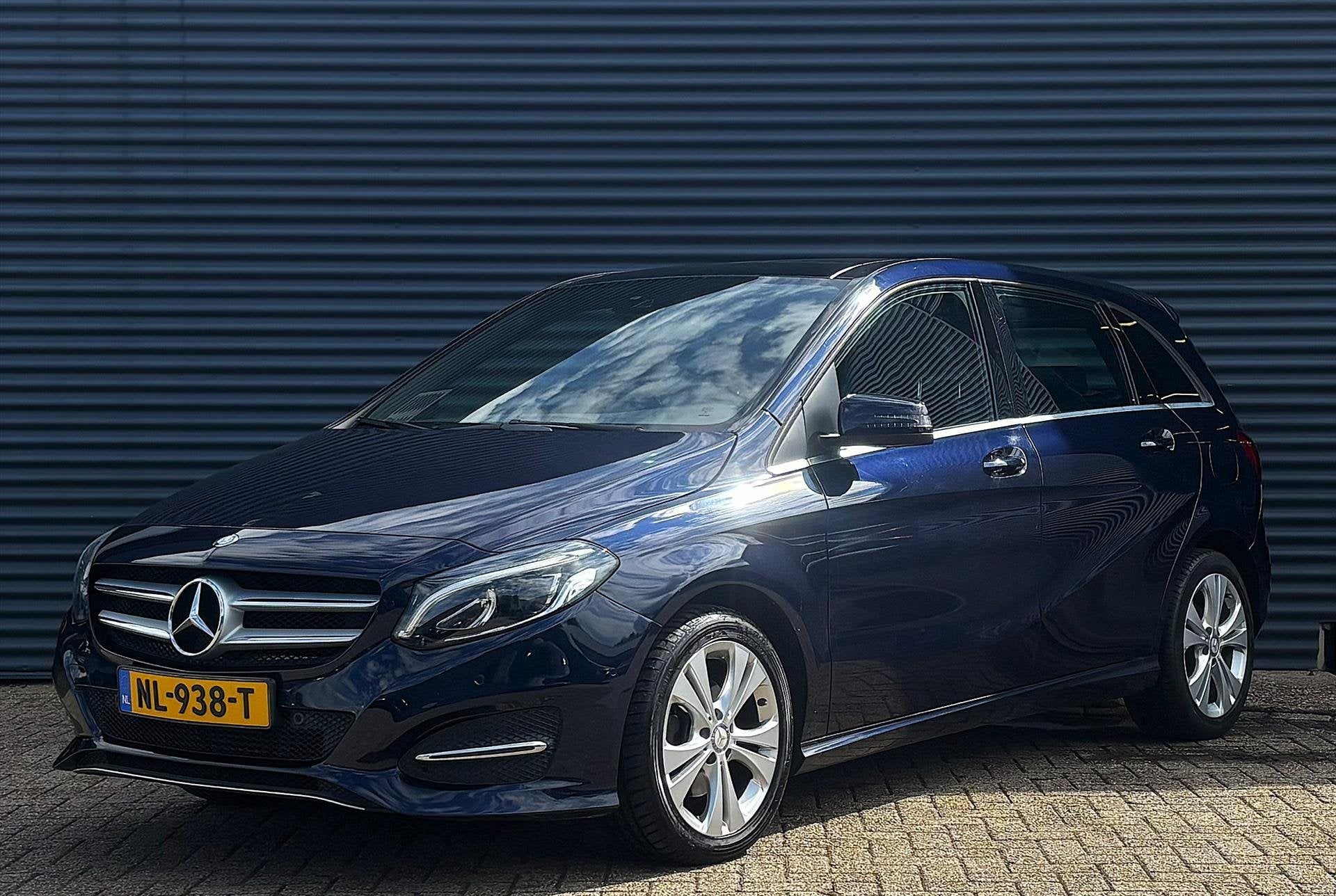 Mercedes B-Klasse 1.6 B180 BlueEfficiency Sports TOURER, Automaat, 1325 kg, Gebruikt, 4 cilinders