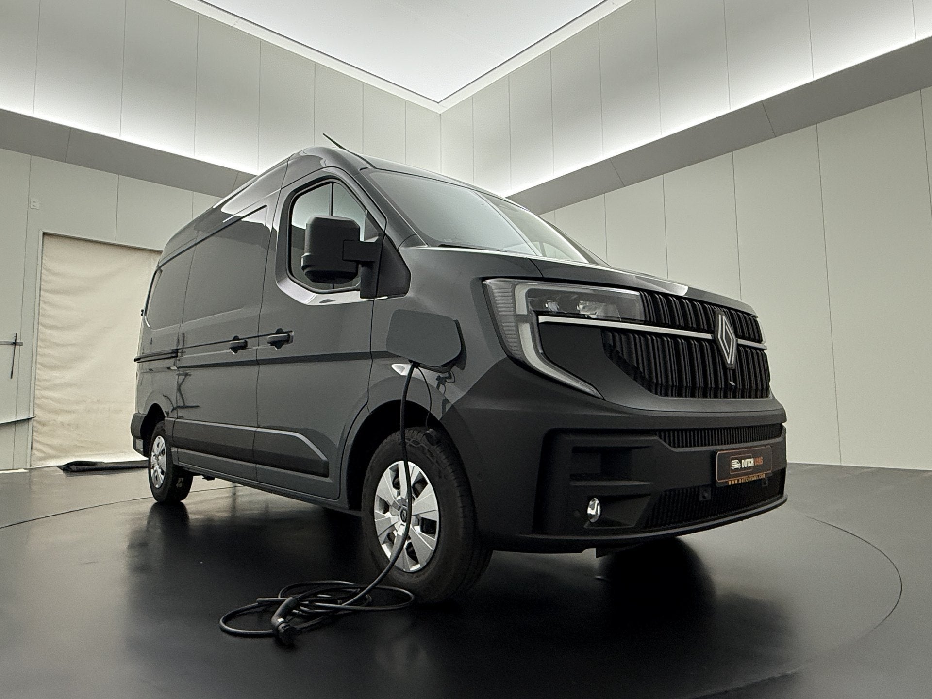 Renault Master E-Tech 87Kwh L2H2 Advance | Zeer Compleet ! |, Auto's, Automaat, Stof, Zwart, Renault