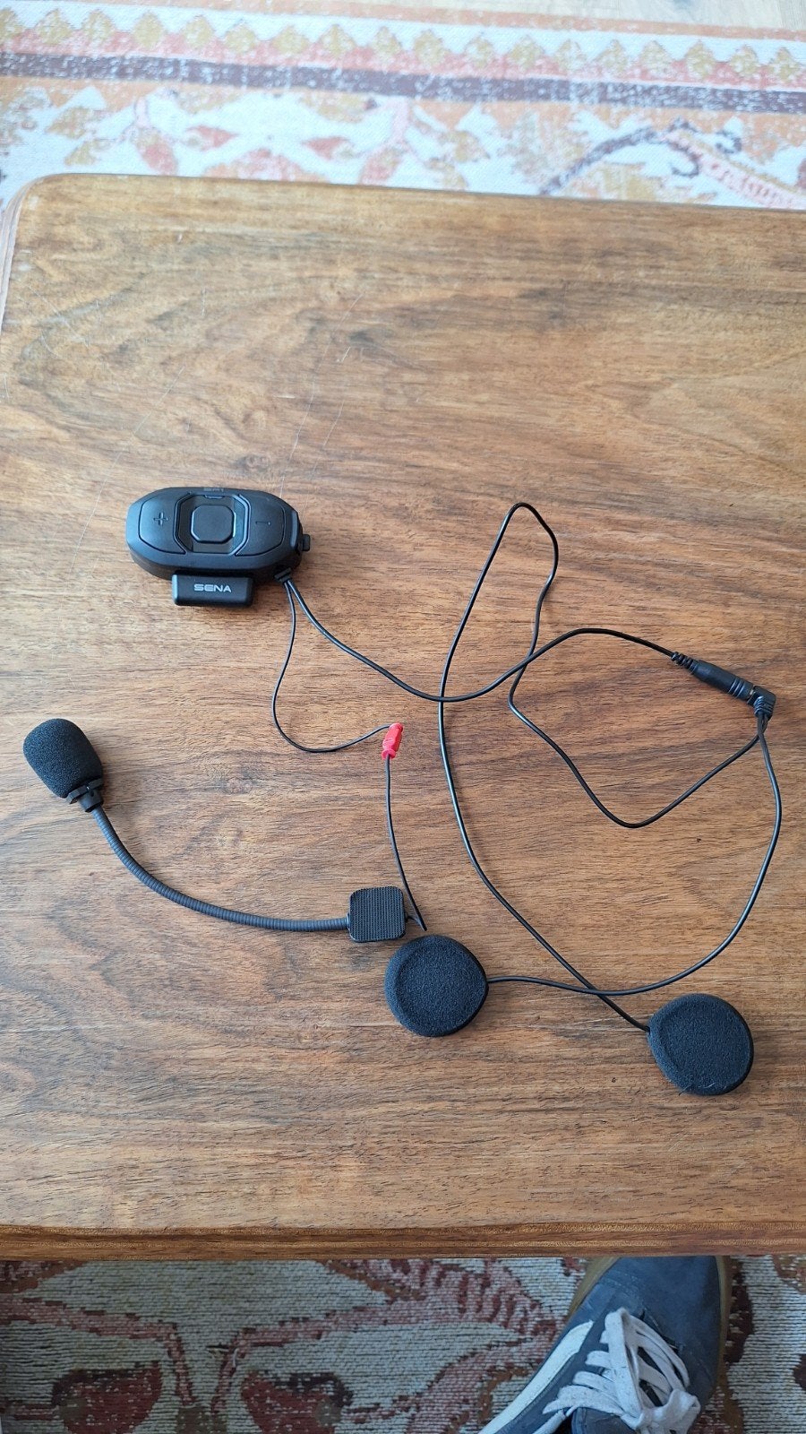 Sena SF1 Bluetooth Communicatiesysteem voor motorhelm, Motoren, Kleding | Motorhelmen, Ophalen of Verzenden, Tweedehands, Systeemhelm