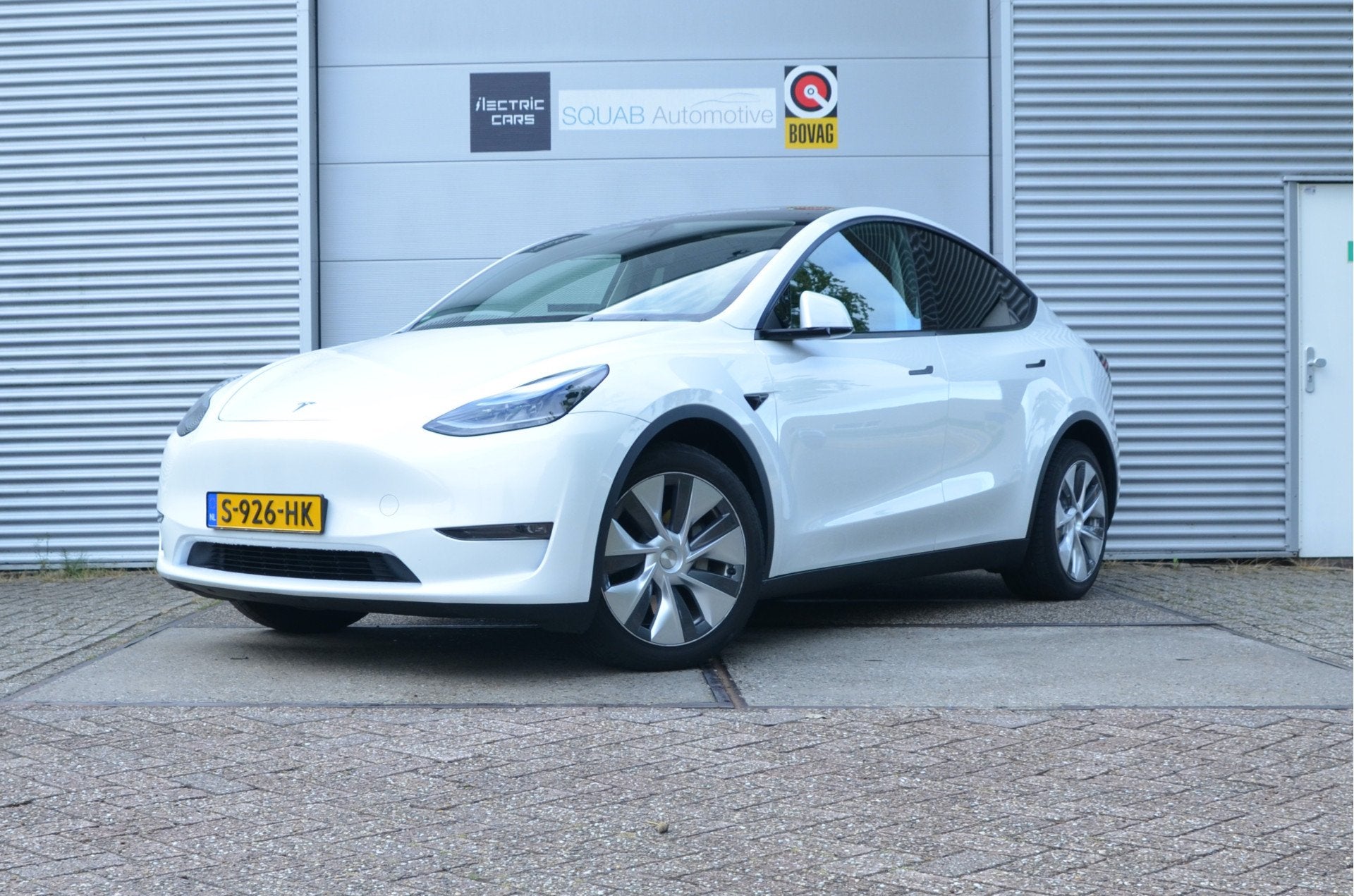 Tesla Model Y Long Range AWD 75 kWh AutoPilot3.0 Ryzen, Auto's, Zwart, Wit, 351 pk, Vierwielaandrijving