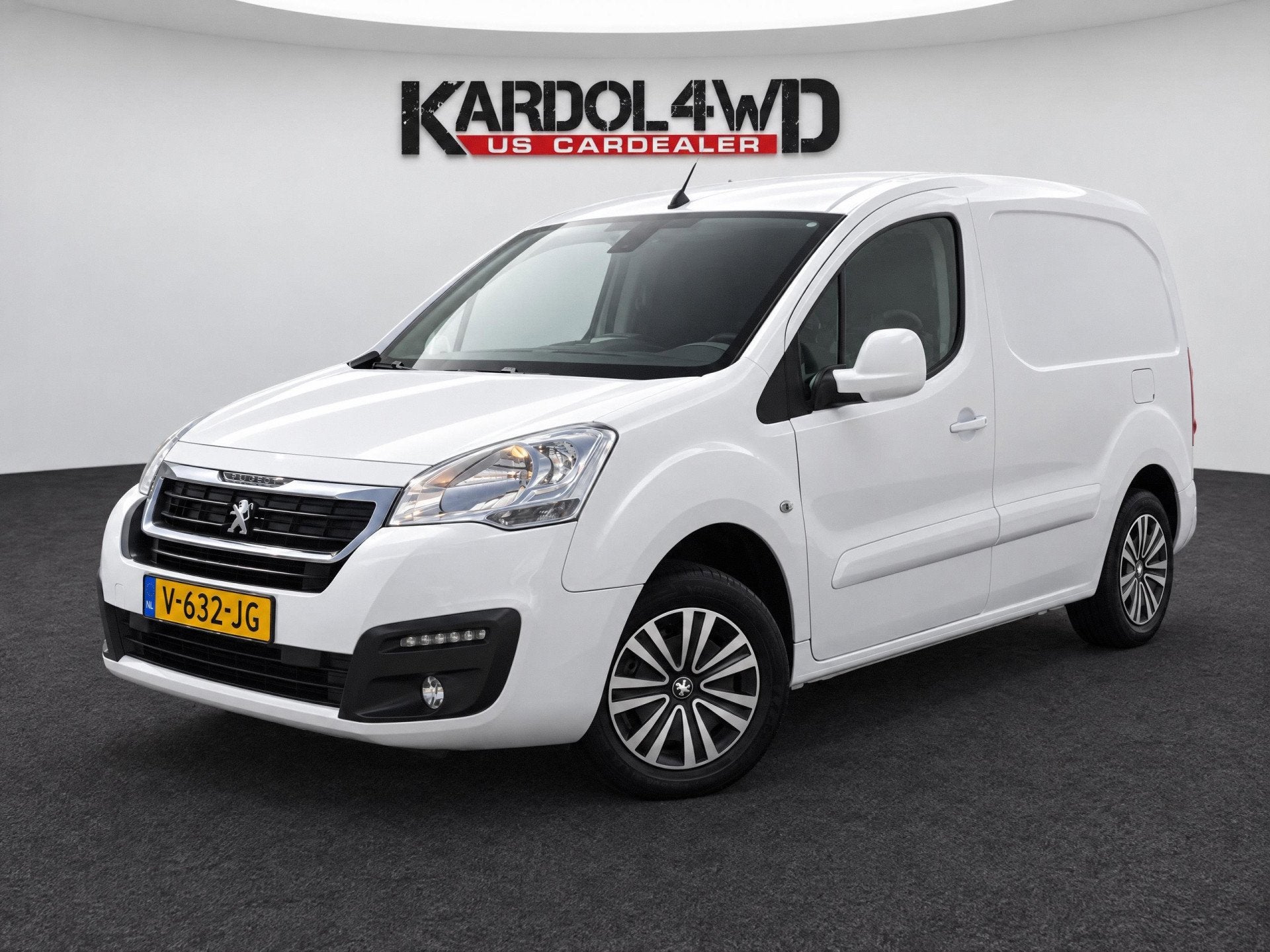 Peugeot Partner 120 1.6 BlueHDi 75 L1 Première | Trekhaak |, Voorwielaandrijving, Stof, Gebruikt, Euro 6
