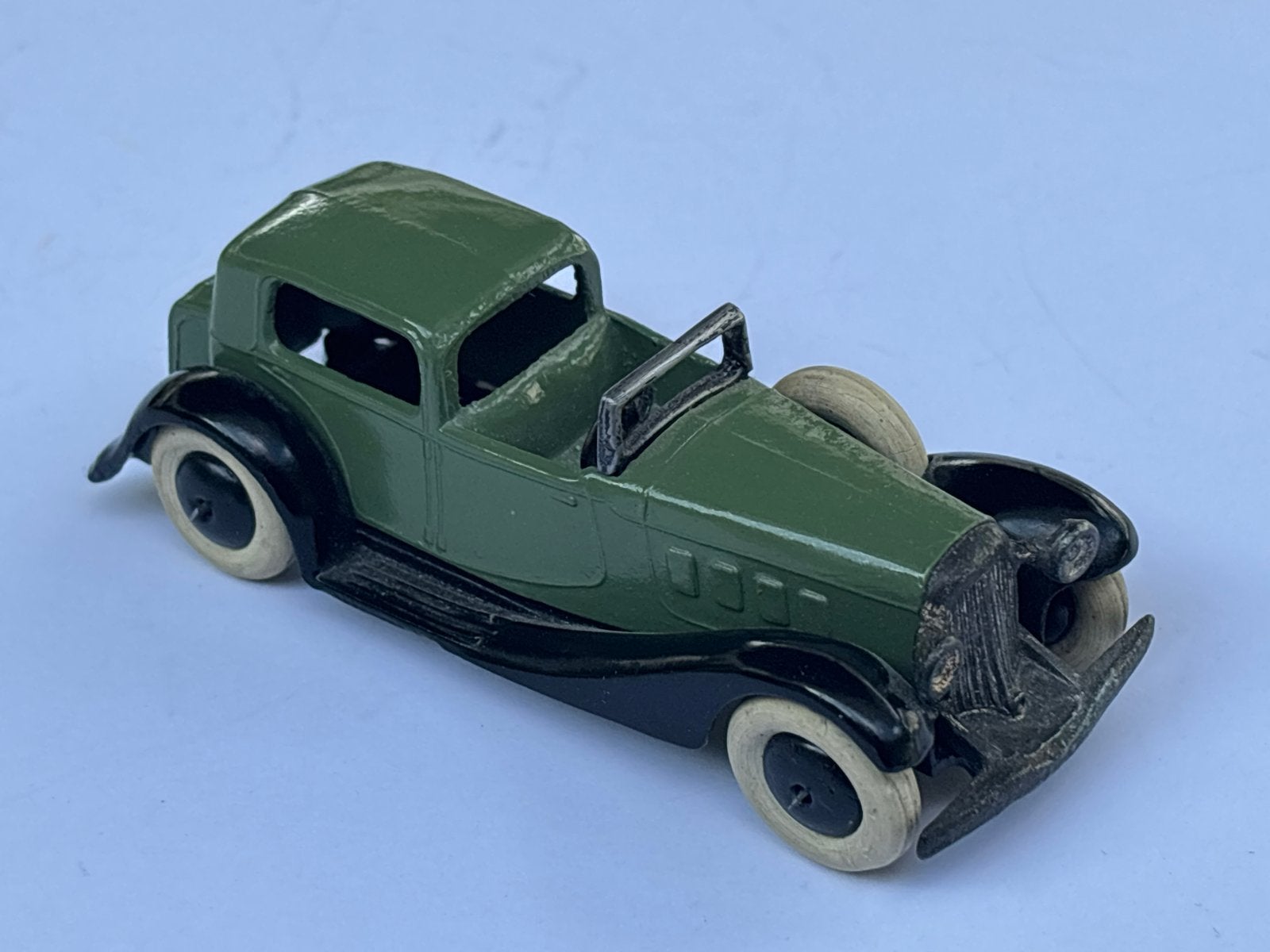Dinky Toys 24c Town Sedan: PREWAR, extreem ZELDZAAM & TOPPER, Ophalen of Verzenden, Zo goed als nieuw, Auto, Dinky Toys