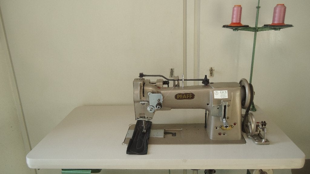 Industrie Naaimachine Pfaff 3 Voudig Transport(145), Ophalen of Verzenden, Naaimachine, Industrieel, Gebruikt