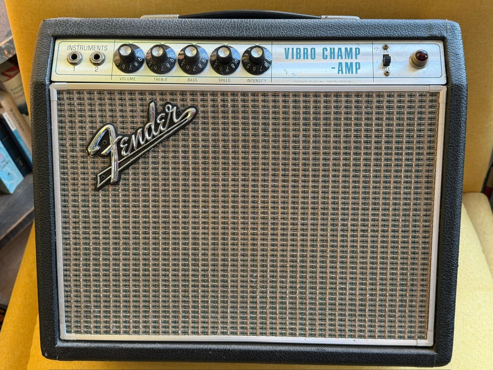 1968 Fender Vibro Champ - Excellent Original Condition - Top, Press@fender.com, 4625 E. Paradise Village Parkway N, Phoenix, AZ 85032, Verenigde Staten