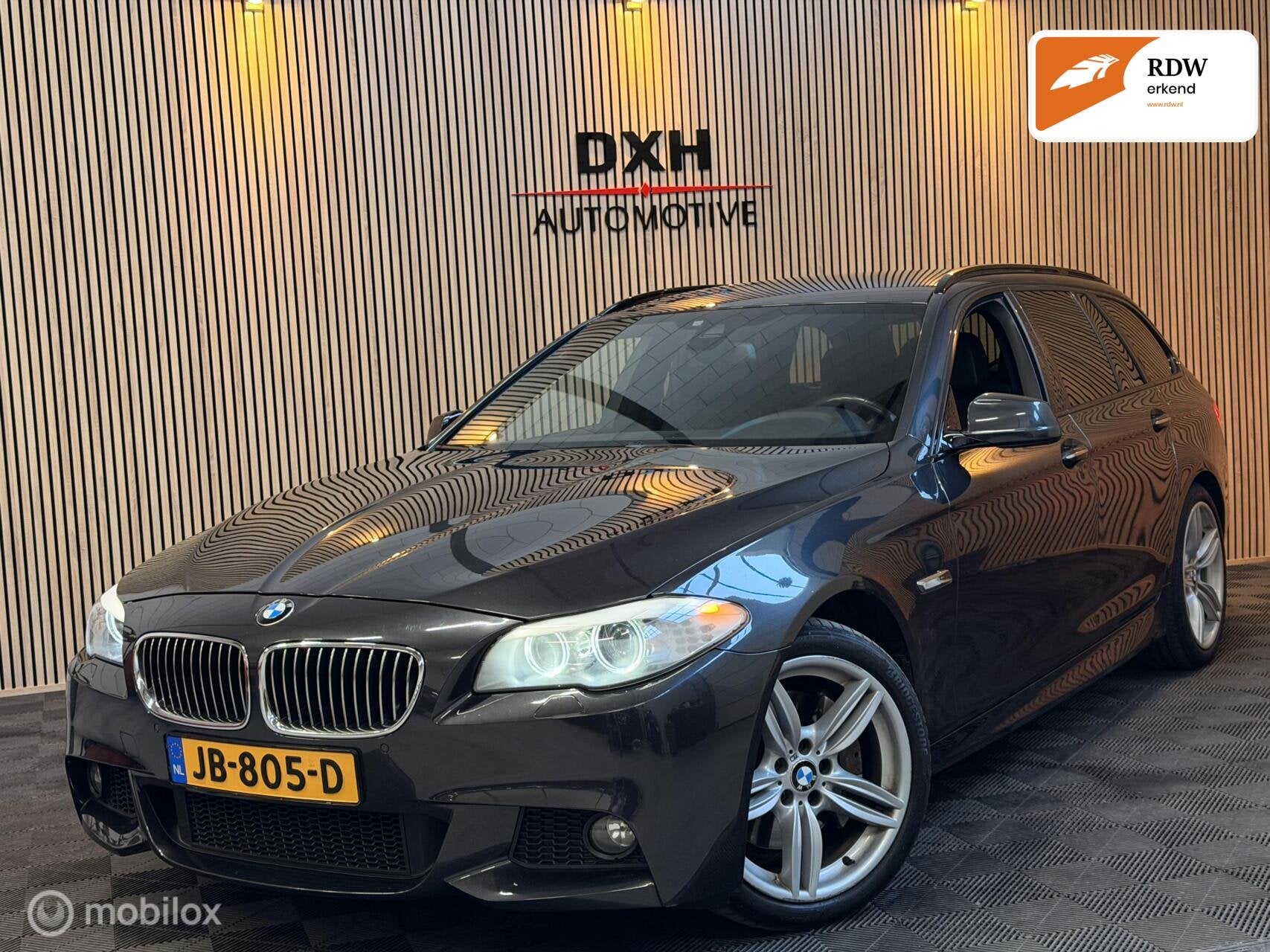 BMW 5-serie Touring 535xi M-Sport APK-8/2027 LEER MEMORY LED, Auto's, BMW, Euro 5, Gebruikt, Zwart, 2000 kg