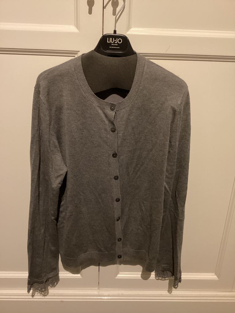 Liu Jo grijs vestje met kant XL nieuwstaat, Kleding | Dames, Ophalen of Verzenden, Zo goed als nieuw, Maat 46/48 (XL) of groter