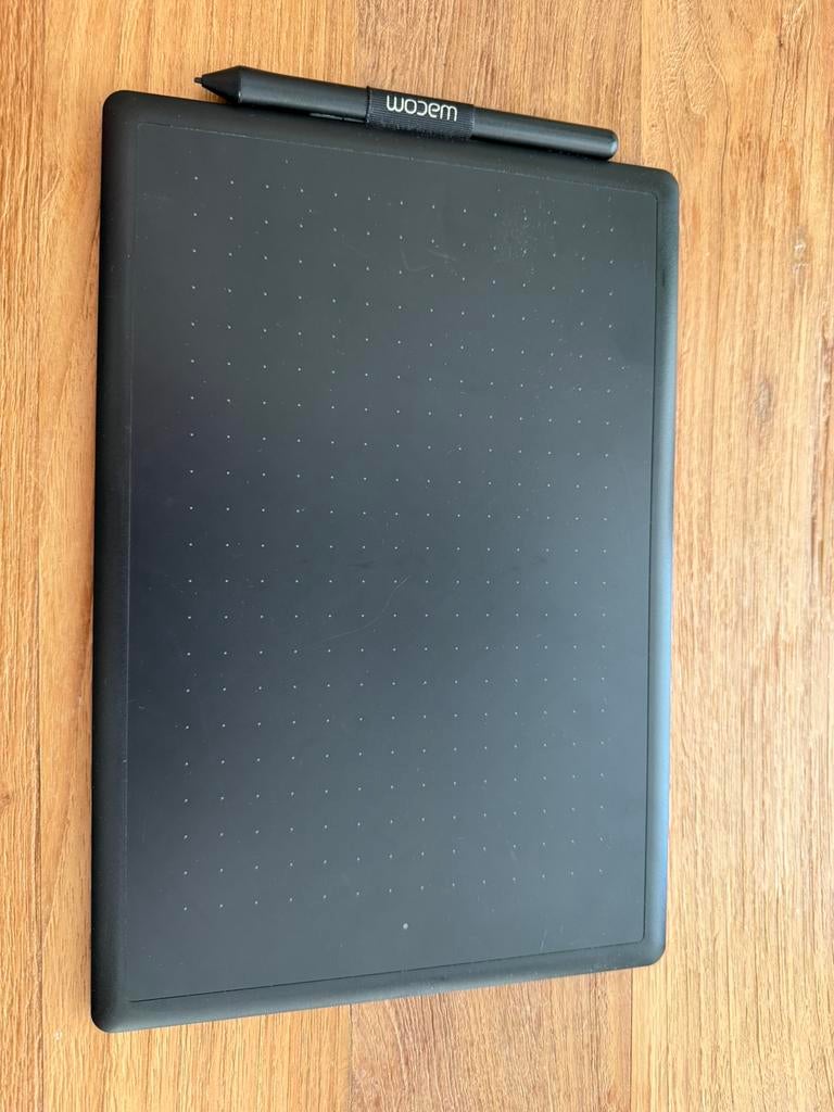 One by Wacom tekentablet (incl. pen), Ophalen of Verzenden, Zo goed als nieuw