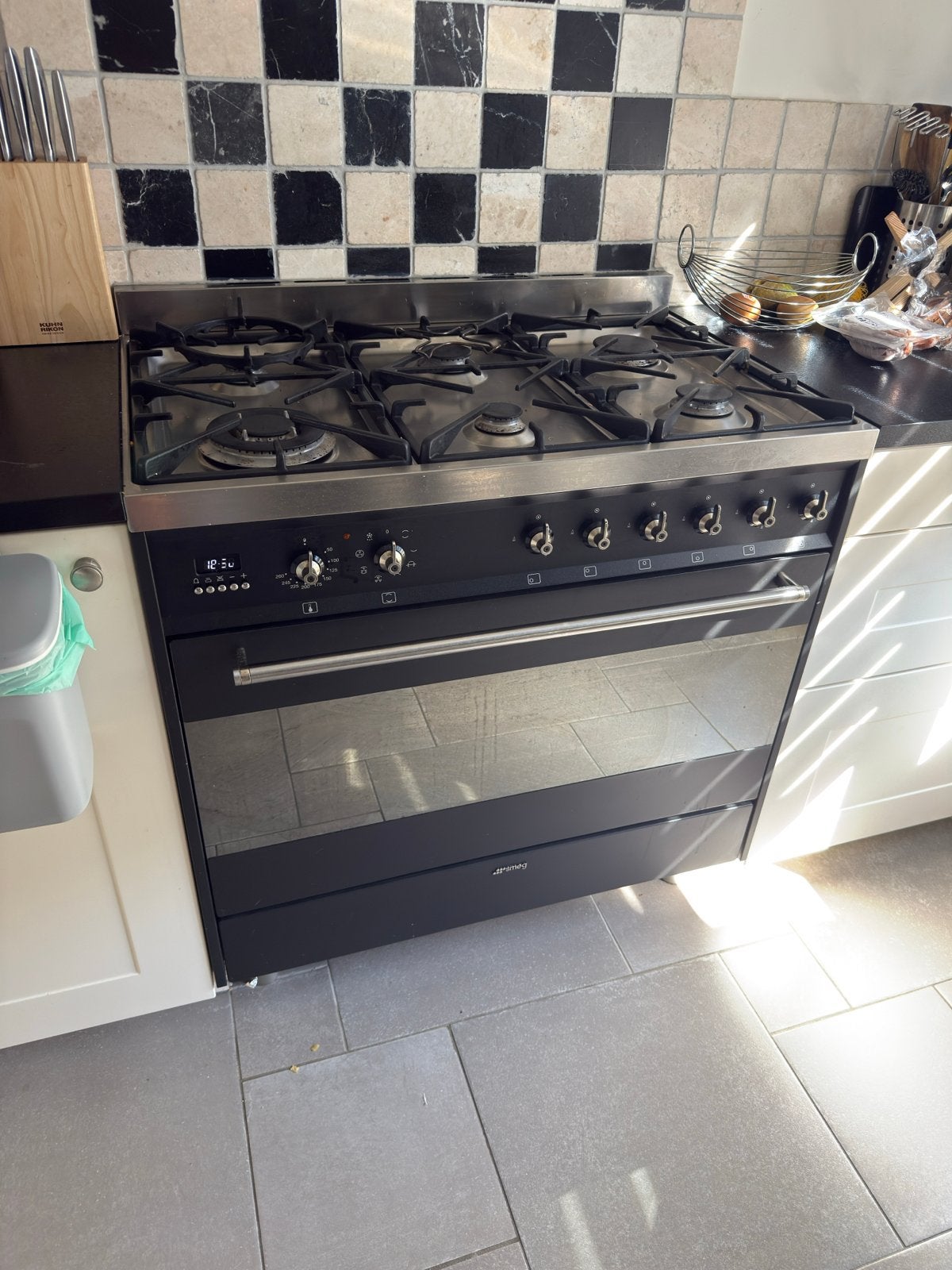 Smeg Fornuis met 6 gaspitten en oven, Witgoed en Apparatuur, Gebruikt, Hete lucht, 60 cm of meer, Ophalen of Verzenden