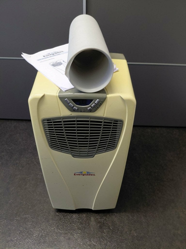 Te Koop Mobiele Airco, Witgoed en Apparatuur, Airco's, Ophalen, Minder dan 60 m³, 3 snelheden of meer, Energieklasse A of zuiniger